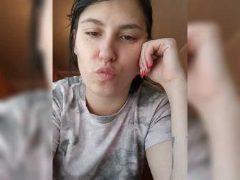 Ilona-9 webcam model stream image