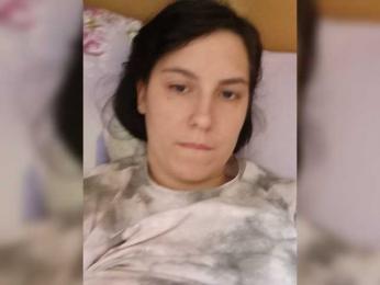 Ilona-9 webcam model stream image