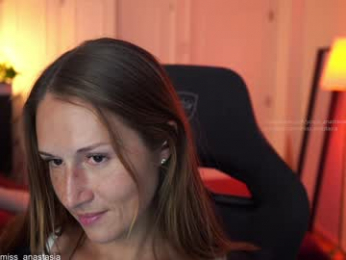 yours_anastasia webcam model stream image