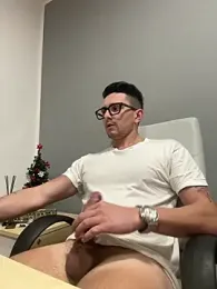 masterboss_ webcam stripchat model stream image