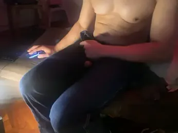 cloudboy_kk8 webcam model stream image