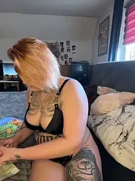 cc_uncensored webcam model stream image