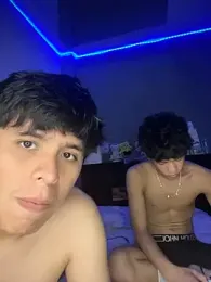 Kailertwink webcam stripchat model stream image