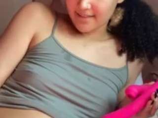 waitingcloudload468 webcam model stream image