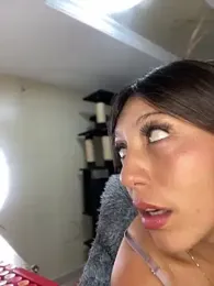 MiaJones21 webcam model stream image