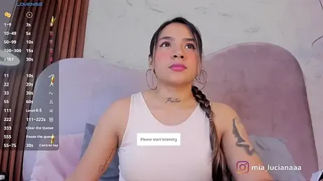 Mia_dreek webcam model stream image