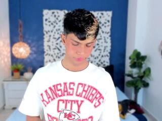 Leandro Goett webcam flirt4free model stream image