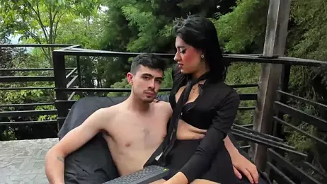 Furyy_Calm webcam model stream image