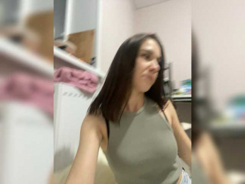 Leah17 webcam model stream image