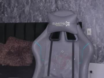brad1_ webcam model stream image