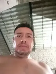 strip_1212 webcam model stream image