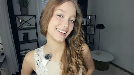 SerrenaAa webcam model stream image