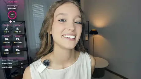 SerrenaAa webcam model stream image