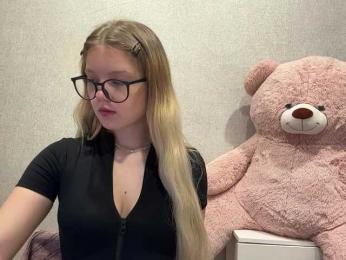 ArdellaPeetoom webcam model stream image