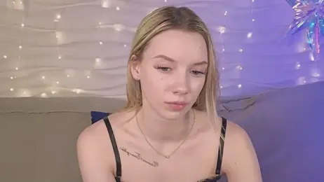 katt__y webcam model stream image