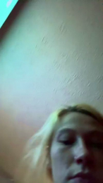 Emwarr1998 webcam model stream image