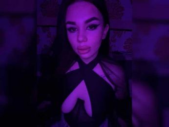 Liysan11 webcam model stream image