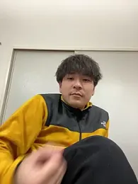 yuuki8910 webcam stripchat model stream image