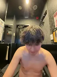 yuuki8910 webcam model stream image