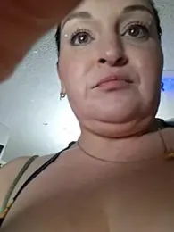 --D-a-D-D-y- webcam preview
