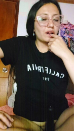 FuegoPeaceCute webcam model stream image