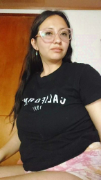 FuegoPeaceCute webcam model stream image