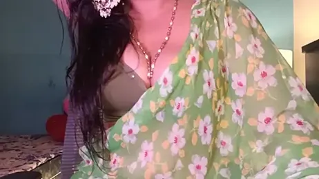 YourDesi_Laila_ webcam model stream image