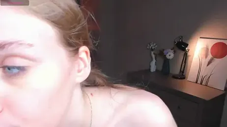 OdellaFrake webcam model stream image