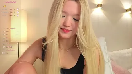 milli_sun_ webcam stripchat model stream image