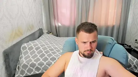 Vladik_b webcam stripchat model stream image