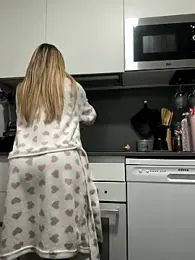 Alyssa_76 webcam model stream image