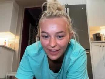 chloexbabe webcam chaturbate model stream image