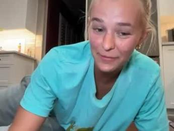 chloexbabe webcam chaturbate model stream image