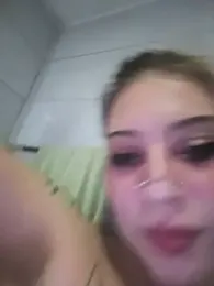 whatevaandissues webcam stripchat model stream image