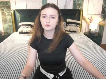 CyrenaLuxe webcam model stream image