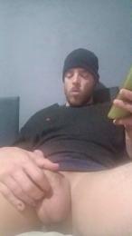 Hellmans webcam model stream image