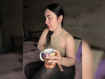 Layla-kavkaz webcam model stream image