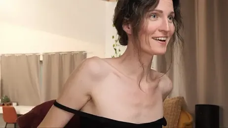 yulladao webcam model stream image