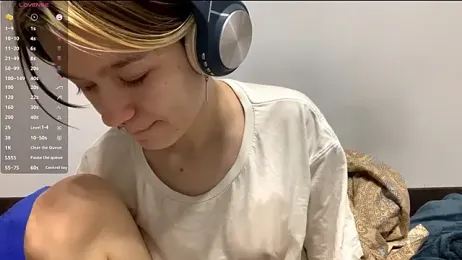 LorRebak webcam model stream image