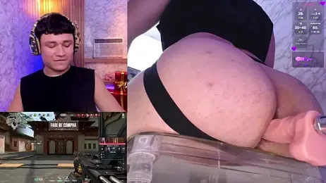 AndrewPeach_ webcam model stream image