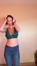 Spicyfanny webcam model stream image