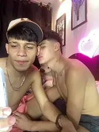 Boys_Eyes webcam model stream image