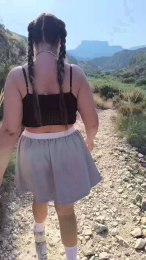 _Mona_ webcam model stream image