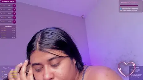 Funfriendslive webcam model stream image