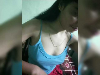YourAadhya webcam model stream image