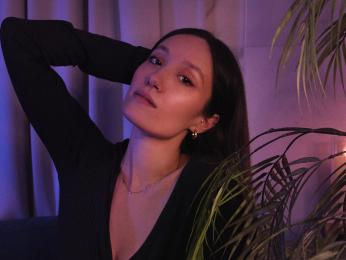 AgnesCranberry webcam model stream image