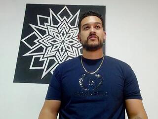 Chris Dennis webcam flirt4free model stream image