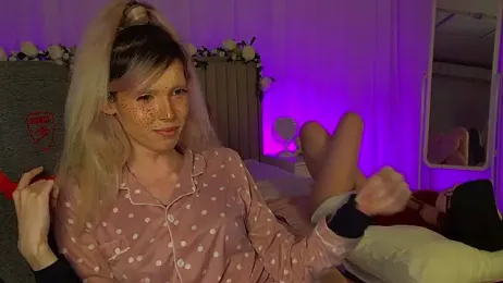 EveMundie webcam stripchat model stream image