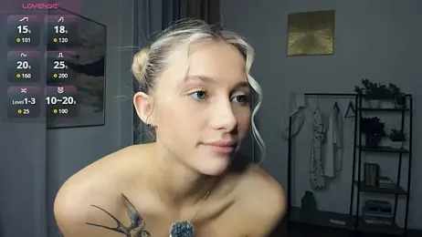 FaaBinaa webcam stripchat model stream image