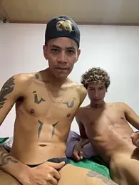 Dittoandpayton webcam model stream image